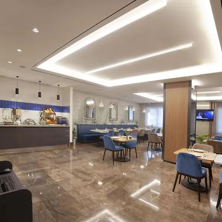 Granbellahotel Szálloda Rodostó